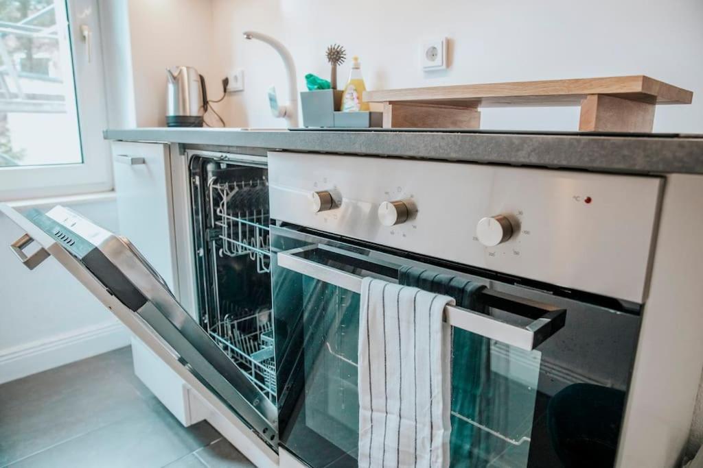 Altbautraum! 2 Zimmer Mit 24H Check-In Kiel Exteriör bild