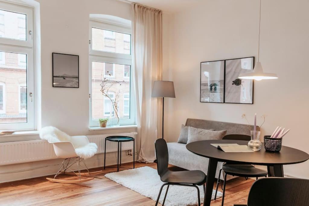Altbautraum! 2 Zimmer Mit 24H Check-In Kiel Exteriör bild