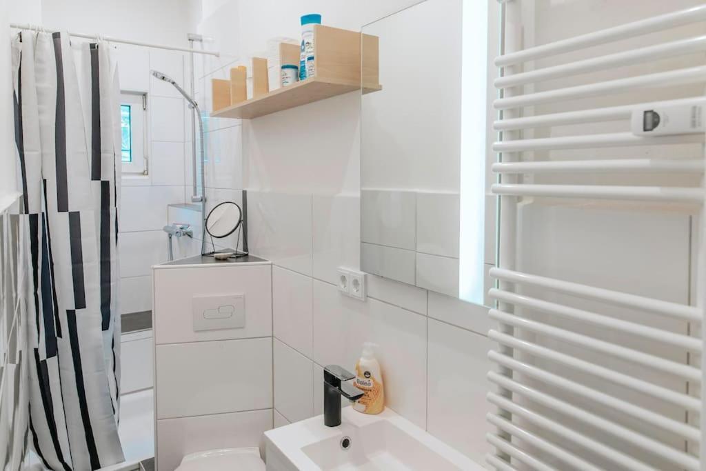 Altbautraum! 2 Zimmer Mit 24H Check-In Kiel Exteriör bild